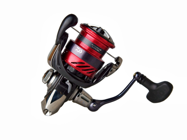 Катушка Daiwa 23 NINJA LT2500 Катушка Daiwa 23 NINJA LT2500