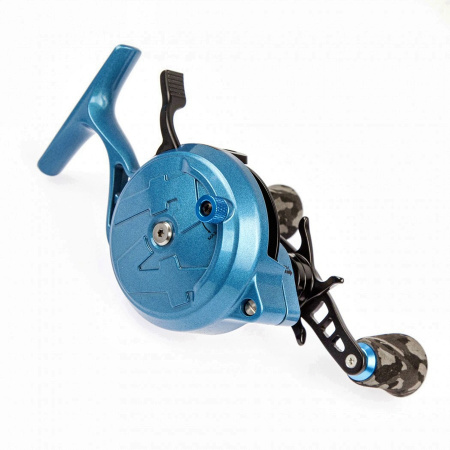 Зимняя мультипликаторная катушка FA Relax Frozen Azure