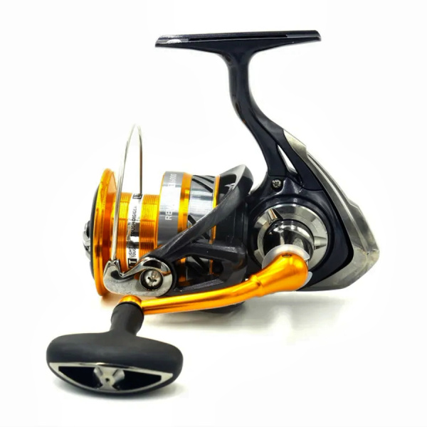 Катушка Daiwa 19 Revros LT 3000-C Катушка Daiwa 19 Revros LT 3000-C