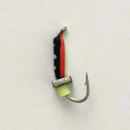 Столбик Хамелеон кубик 1,5 мм на крючке  ЧЕРНО-КРАСНЫЙ